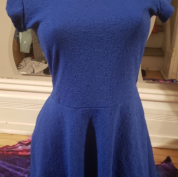 🍄2for30🍄Blue Open back pin up style dress - Picture 2 of 9